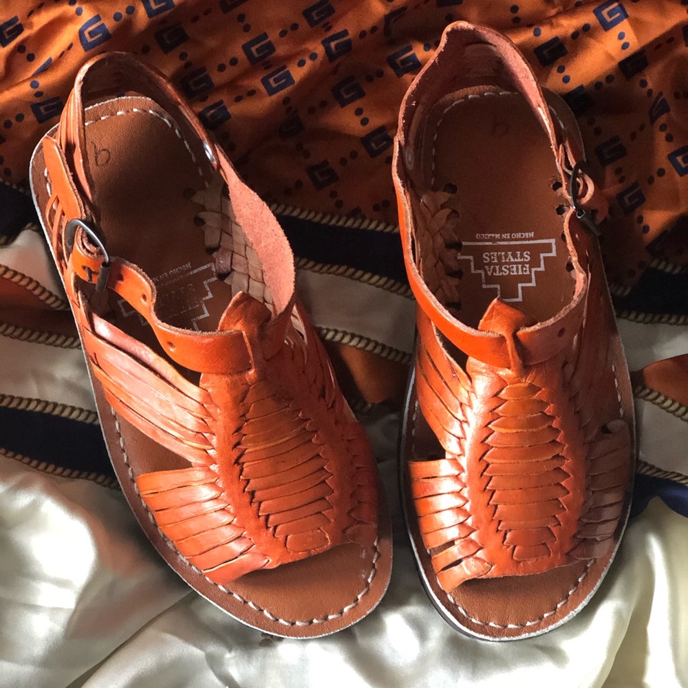 NWOT Mexican style leather handmade sandalls